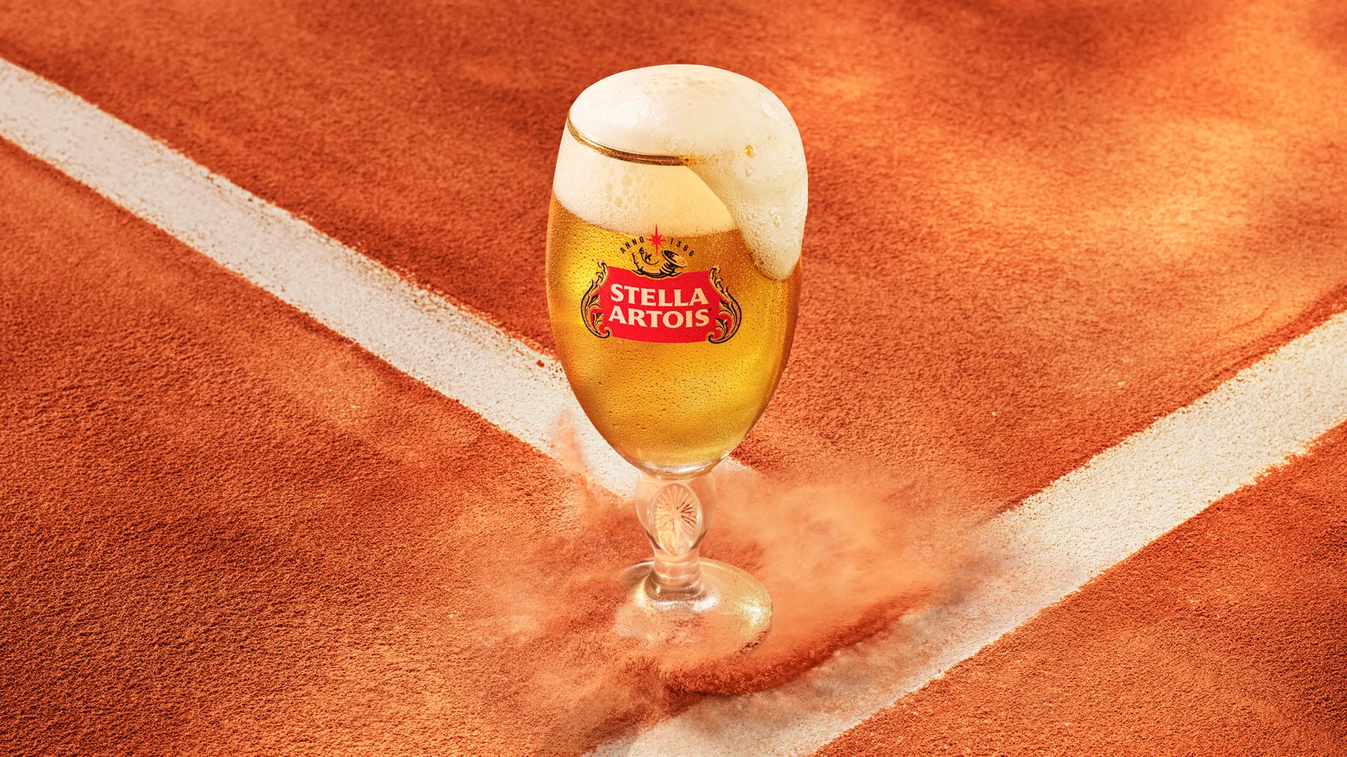 louis-thienpont-satisfaction-stella-artois-x-roland-garros-key-visual-thumbnail-1920×1080